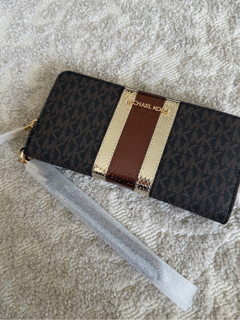 Michael Kors Brown Jet Set Travel Large Striped Signature Logo Smartphone Wallet